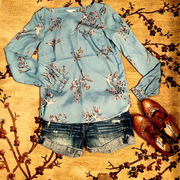 H&M Robins Egg Blue Floral Top size XS NWT Birds - Picture 1 of 11